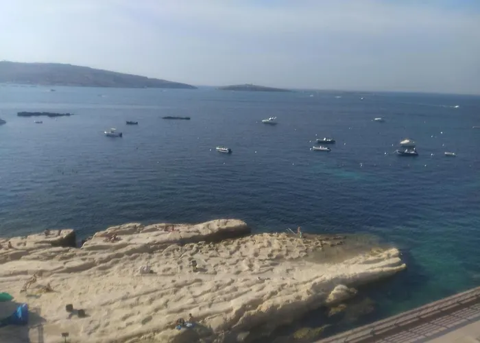 A Seafront Away From 公寓 圣保罗湾城