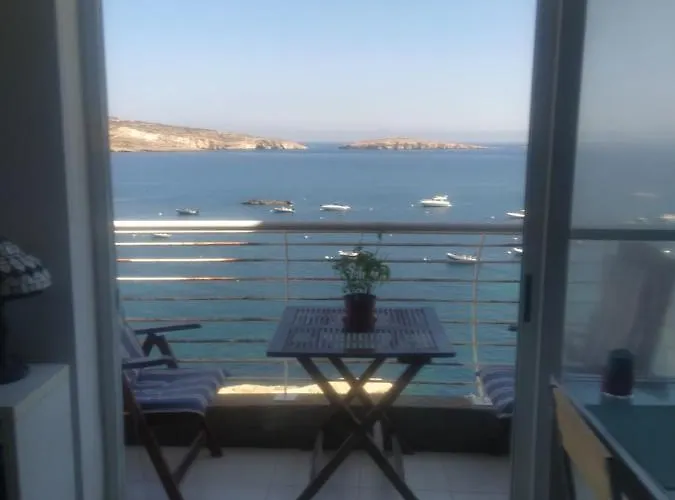 Διαμέρισμα A Seafront Away From