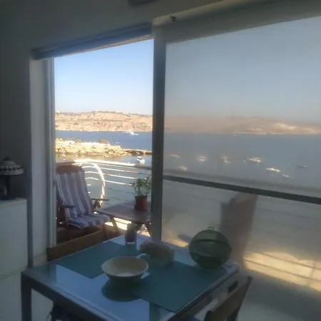 A Seafront Away From Apartment St. Paul's Bay